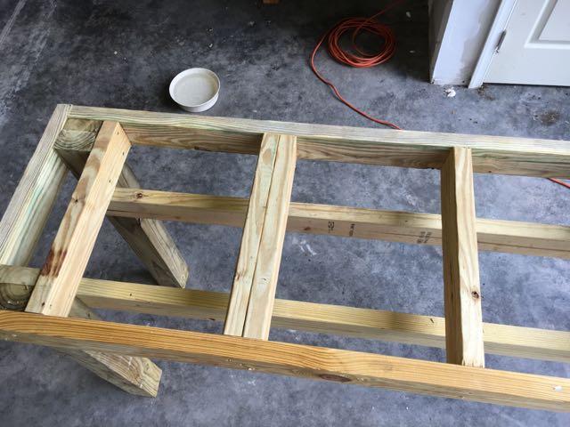 Plant Potting Table Support Beams